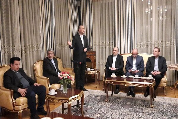 نشست صمیمانه امیرعبداللهیان با دیپلمات‌های ایرانی در ژنو