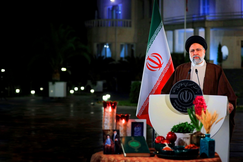 الرئيس الايراني : الحكومة عازمة على كبح التضخم وتحقيق التنمية الاقتصادية المستديمة في البلاد