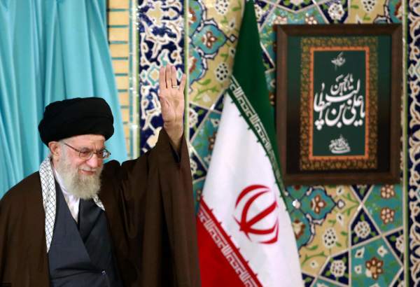 قائد اسلامی انقلاب کا نئے ایرانی سال 1402 کی مناسبت سے امام رضا ع کے حرم پر اپنے خطاب کا آغاز