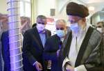 قائد الثورة يزور معرض إنجازات الصناعة النووية في ايران  