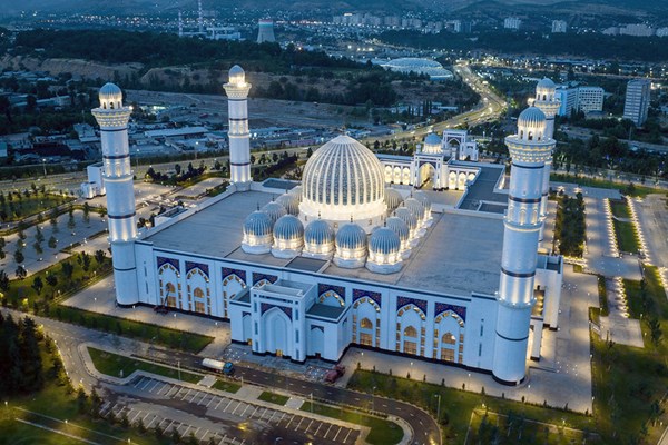 دومین مسجد بزرگ آسیای میانه در تاجیکستان افتتاح شد
