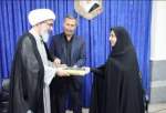 امام جمعه بوشهر با خانواده شهدای امر به معروف دیدار کرد