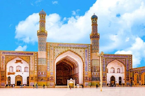 بازسازی سقف مسجد 800 ساله در افغانستان پس از 11 سال