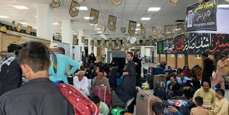 مسؤول : وصول زوار الأربعين من باكستان الى ايران عبر معبر ميرجاوة