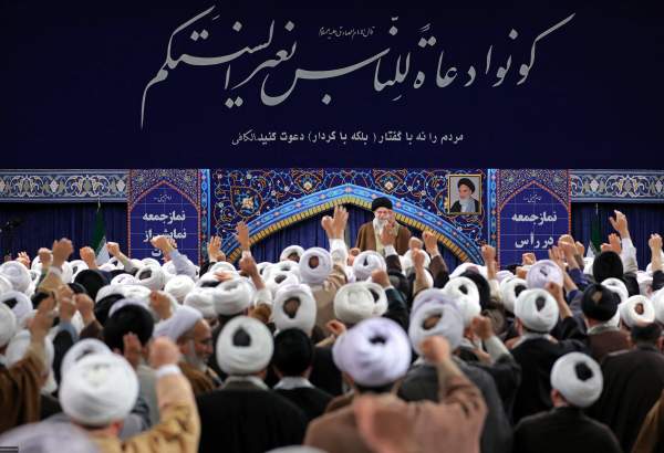 رہبر انقلاب اسلامی کی ملک بھر کے امام جعمہ سے ملاقات  