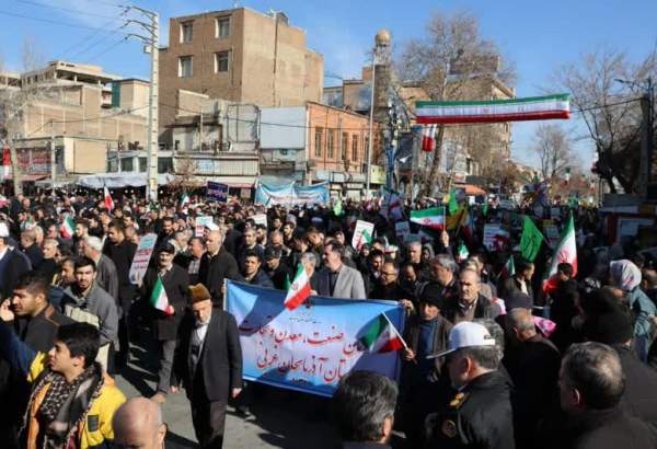 حضور بی‌نظیر و ستودنی مردم ارومیه در جشن ملی 22 بهمن