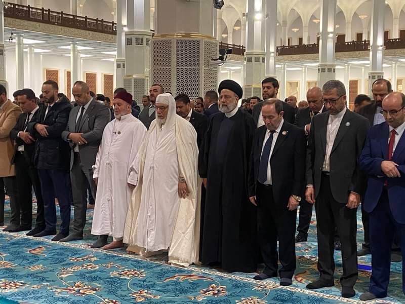 ایران صدر سید ابراهیم رئیسی کا مسجد جامع الجزایر کا دورہ  