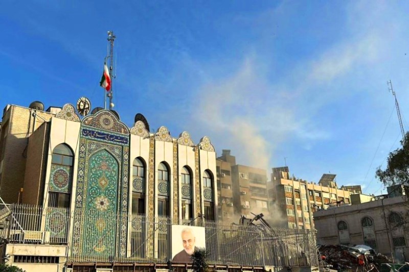 دمشق میں ایرانی قونصل خانے پر صیہونیوں کا حملہ  