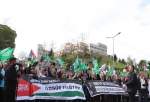 تظاهرات شهروندان ترکیه در برابر کنسولگری آمریکا در استانبول