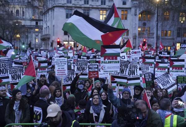 تجمع حامیان فلسطین مقابل ساختمان پارلمان انگلیس
