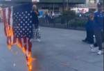 امریکی سرزمین پر امریکی پرچم نیز آتش
