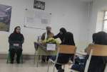 نشست ماموستا ملااحمد مبارکشاهی با دانش آموزان شهر نودشه به مناسبت هفته حجاب وعفاف  