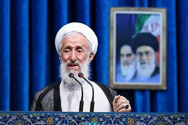 خطيب جمعة طهران : الحج رمز لإكتمال أحكام الدين