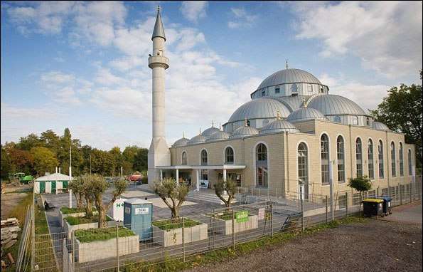 Merkez Mosque in the Marxloh district of Duisburg, the biggest mosque in Germany