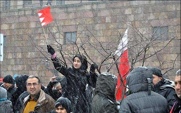 Muslims in Sweden protest against massacre of Bahrainis in front of the parliament in Stockholm