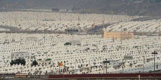 Hajj: près de 1,5 million de pèlerins sur le Mont Arafat