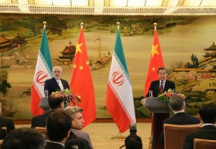 ظريف: إيران تمتلك خياراتها الخاصة للردّ على خرق الإتفاق النووي