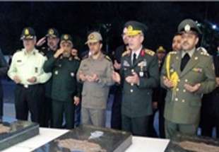 رئيس هيئة اركان الجيش التركي يزور متحف الثورة الاسلامية والدفاع المقدس