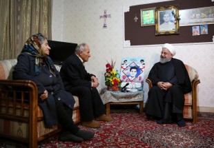 الرئيس روحاني يشيد بدور شهداء الارمن في الدفاع عن ثغور الوطن