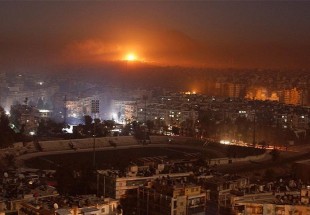 النصرة تقصف أحياء حلب بالصواريخ.. والحربي السوري يرد