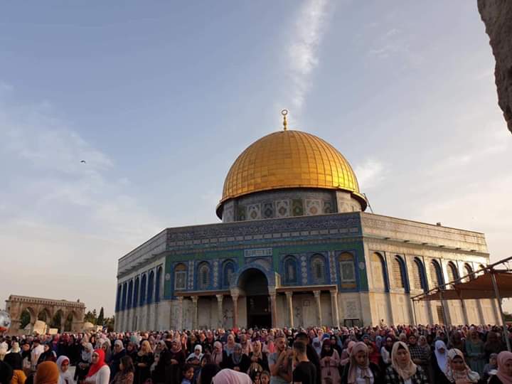 صلاة عيد الفطر من المسجد الأقصى المبارك