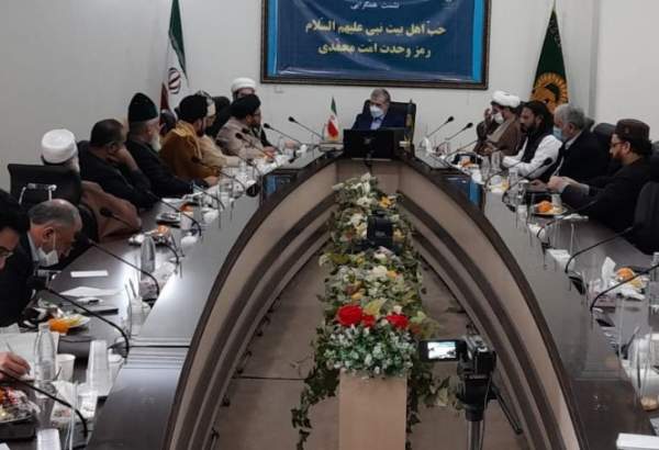 Indian religious leaders visit research center at holy shrine of Imam Reza (AS)