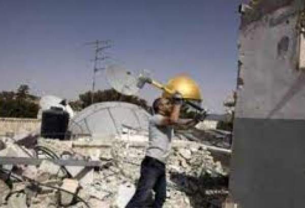 Palestinian citizen forced to self-demolish own home in occupied Al-Quds