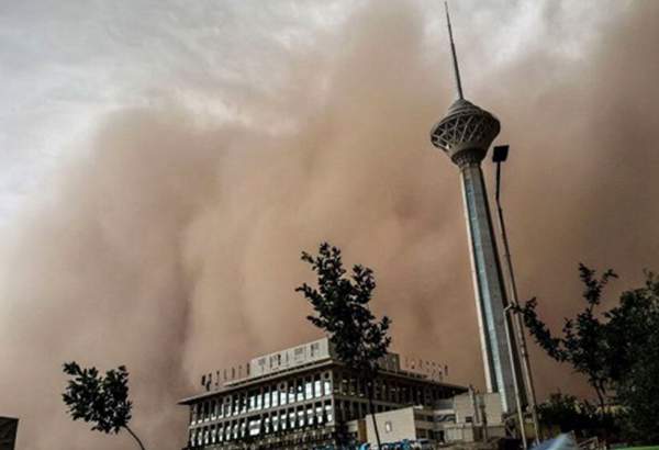 بر اثر طوفان عصرگاهی تهران ۶ نفر مصدوم شدند