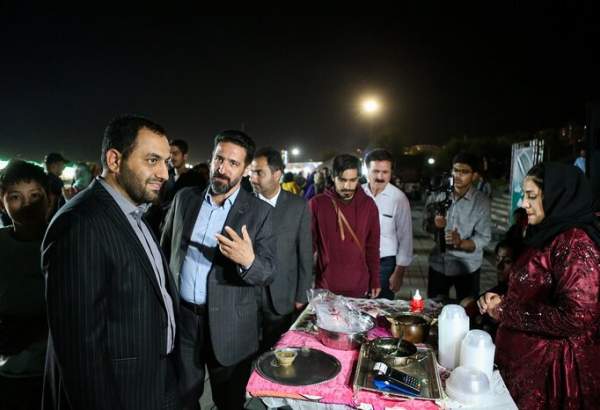 جشنواره «ایران عزیز» به رونق اقتصاد مناطق محروم کمک می‌کند