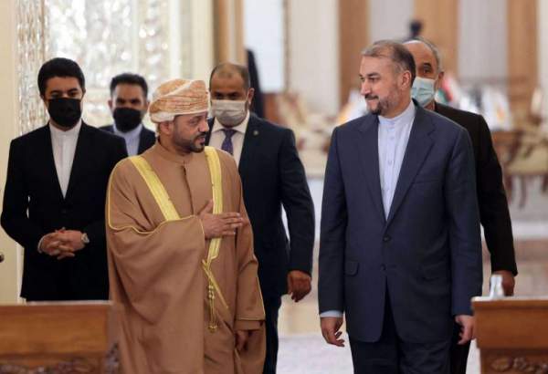 Oman FM to visit Tehran, discuss bilateral ties on Saturday