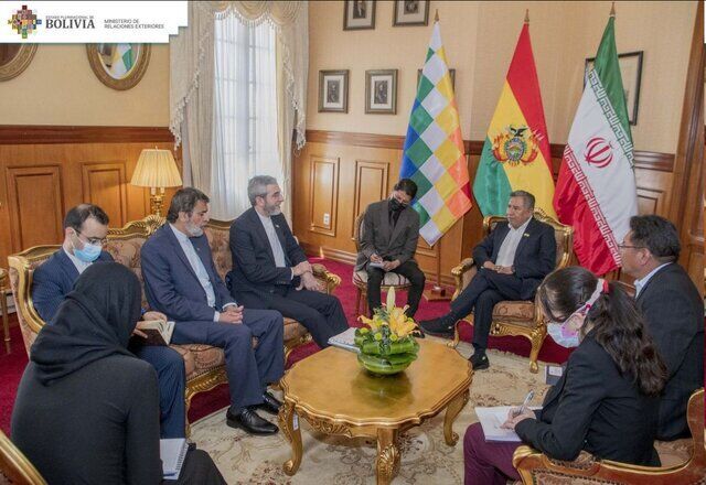 ايران تدعو الى مساهمة بوليفيا في بناء نظام عالمي جديد