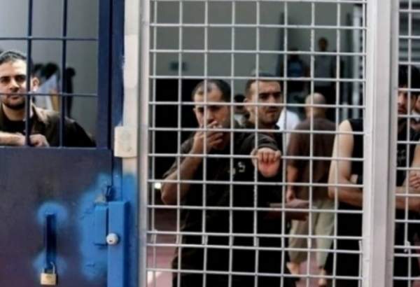 Israeli regime seizes bank accounts, confiscates property of freed Palestinian prisoners