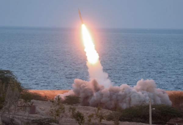 Iranian top commander says country producing ballistic missiles to target moving marine targets