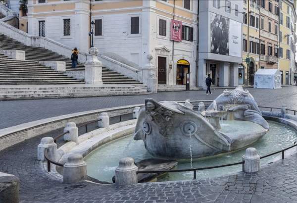 Environmental activists pour black liquid into Rome’s landmark fountain