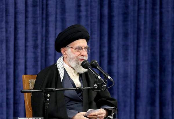 Ayat. Khamenei to admit officials, executives on 13th of Ramadan ...