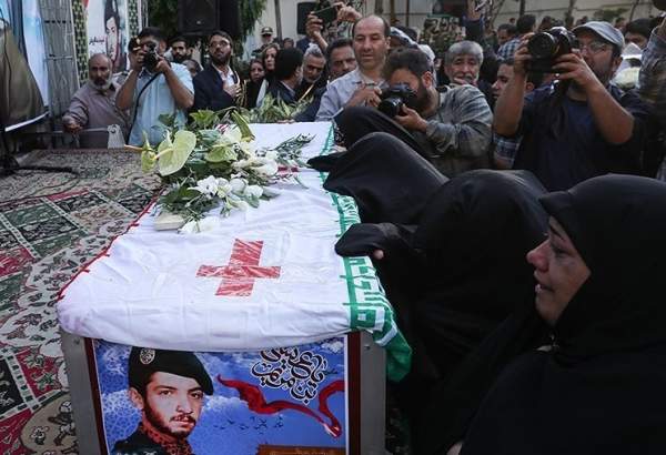 Iranians bid farewell with war-time Assyrian martyr in Tehran (photo)  <img src="/images/picture_icon.png" width="13" height="13" border="0" align="top">