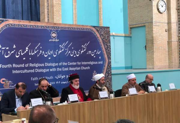 Iran’s presidential advisor calls for a book on commonalities of religions