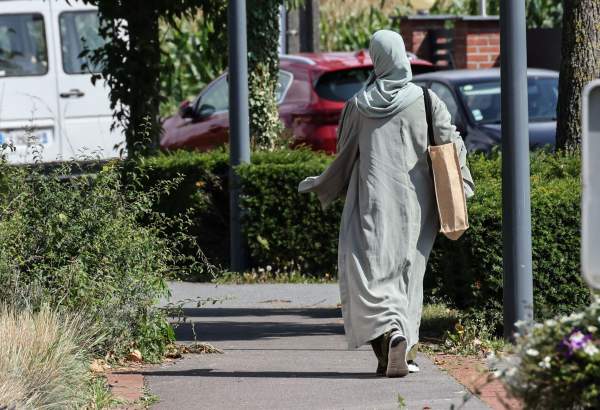 French schools turn away Muslim students in Abaya