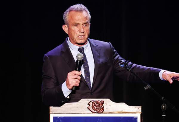 Democratic presidential candidate Robert F. Kennedy Jr. at Wilshire Ebell Theatre, September 15, 2023, Los Angeles, California ©  Mario Tama / Getty Images