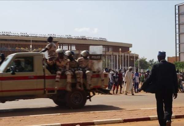 Le Burkina Faso expulse l