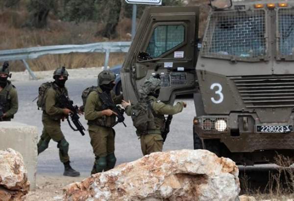 Israeli occupation forces attack protesters and solidarity activists in the Hebron district