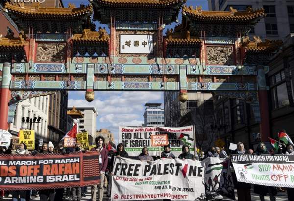 More than 1,000 protesters brave freezing temperatures in US capital to demand Gaza cease-fire