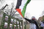 تظاهرات همبستگی با مردم غزه مقابل سفارت رژیم اشغالگر در واشنگتن