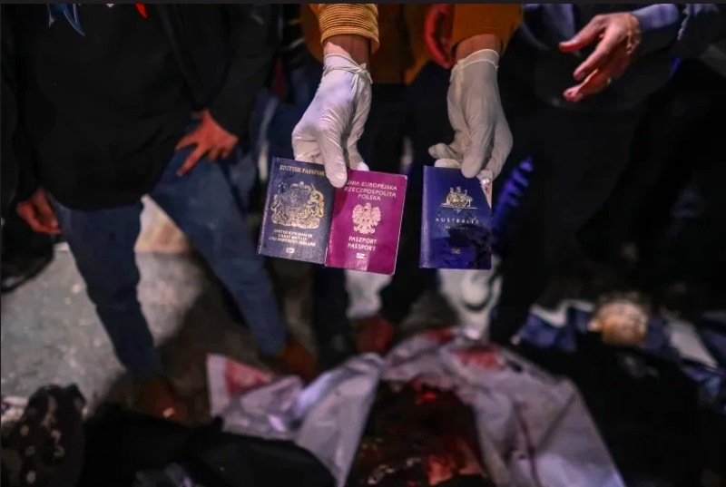 مقتل اعضاء فريق إغاثة دولي اثر قصف "إسرائيلي" على دير البلح بغزة