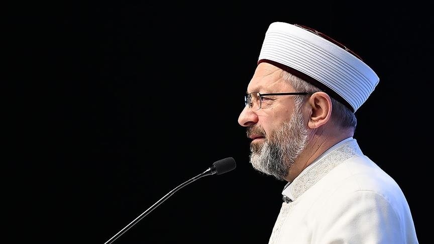 رئيس الشؤون الدينية التركي يدعو العالم لوقف الإبادة الجماعية بغزة