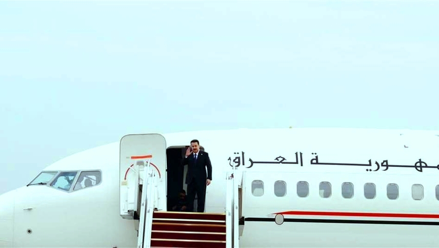رئيس الوزراء العراقي  يصل طهران للمشاركة بمراسم تشييع الرئيس الشهيد ورفاقه
