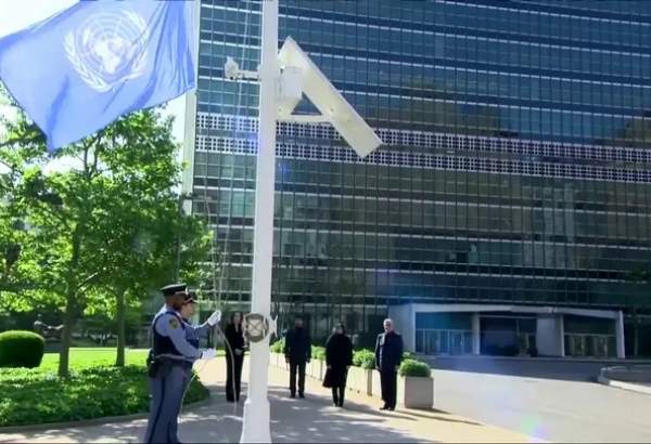 اقوام متحدہ کے دفتر میں 50 ممالک کے نمائندوں نے شہید ایرانی صدر اور وزیر خارجہ کو خراج عقیدت پیش کیا