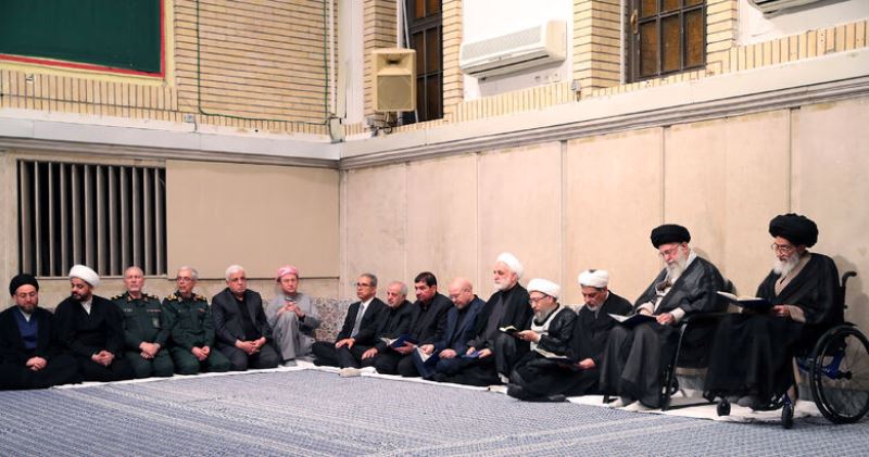 تقرير مصور..  مراسم تأبين الرئيس الشهيد ومرافقيه بحضور قائد الثورة الإسلامیة  