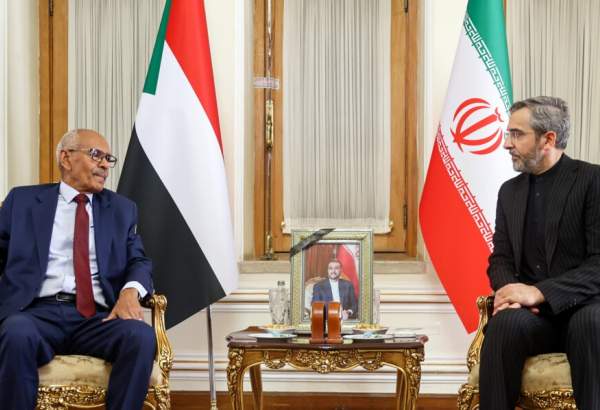 تہران اور خرطوم نے سفارتخانوں کی بحالی کی رفتار تیز کرنے پر اتفاق کرلیا ہے
