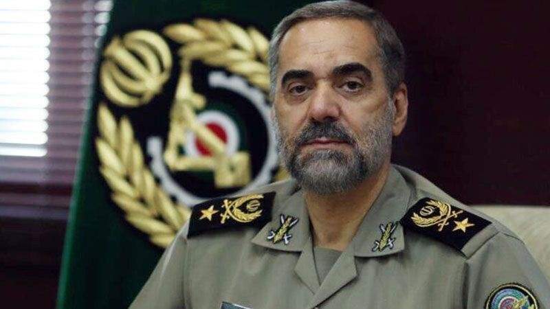 وزير الدفاع الإيراني يشيد بصمود اليمنيين ونصرتهم للشعب الفلسطيني